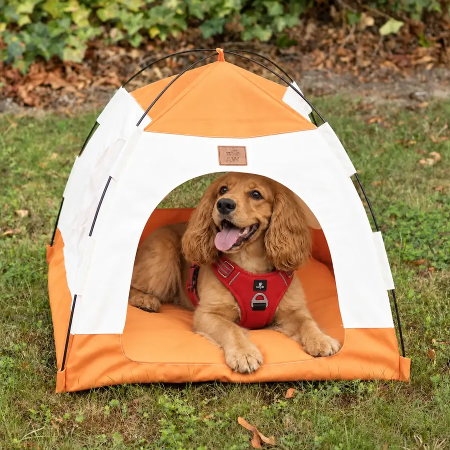 Cama tienda (iglú) — 58 × 58 × 48 cm · Beige y naranja